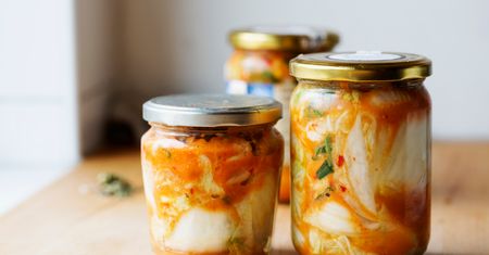 Kimchi - rodzaje, wartości odżywcze, wpływ na zdrowie, przepis