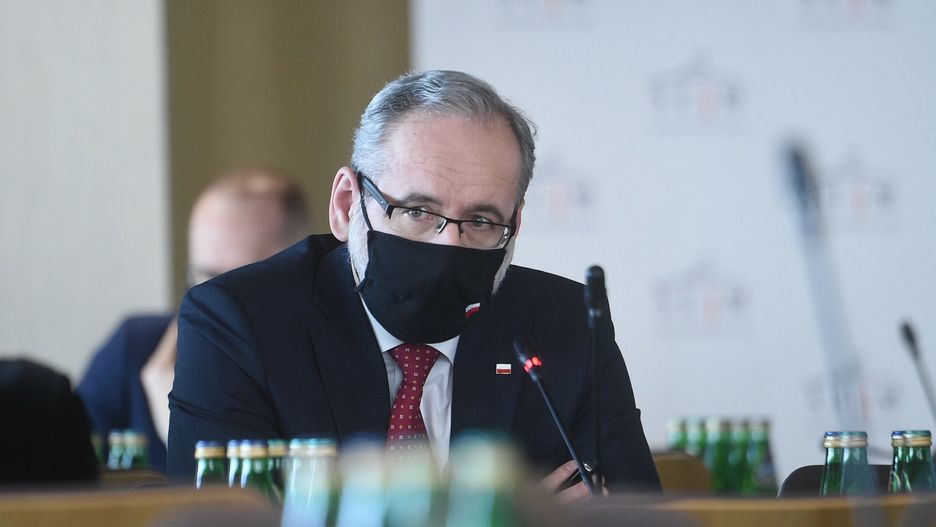 Szczepienia się opóźnią? Adam Niedzielski wprost o ryzyku