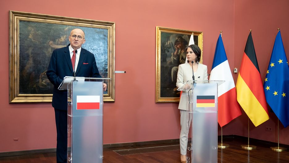 Annalena Baerbock and Zbigniew Rau during the press conference after the meeting of the foreign affairs ministers of Weimar Triangle (Poland, Germany and France) at Herbst Palace, in Lodz, Poland, on March 1, 2022 (Photo by Mateusz Wlodarczyk/NurPhoto via Getty Images)