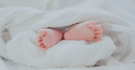 Urlop macierzyński, rodzicielski i wychowawczy – jakie są różnice