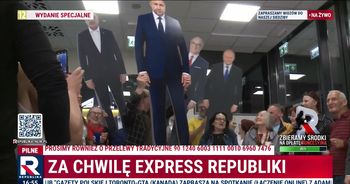 Tak Republika zbierała na koncesję. Kartonowi politycy i impreza