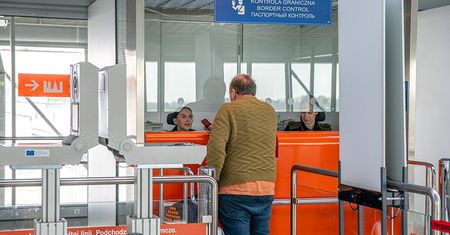 Już 630 osób. "Są niepożądani na terytorium RP"