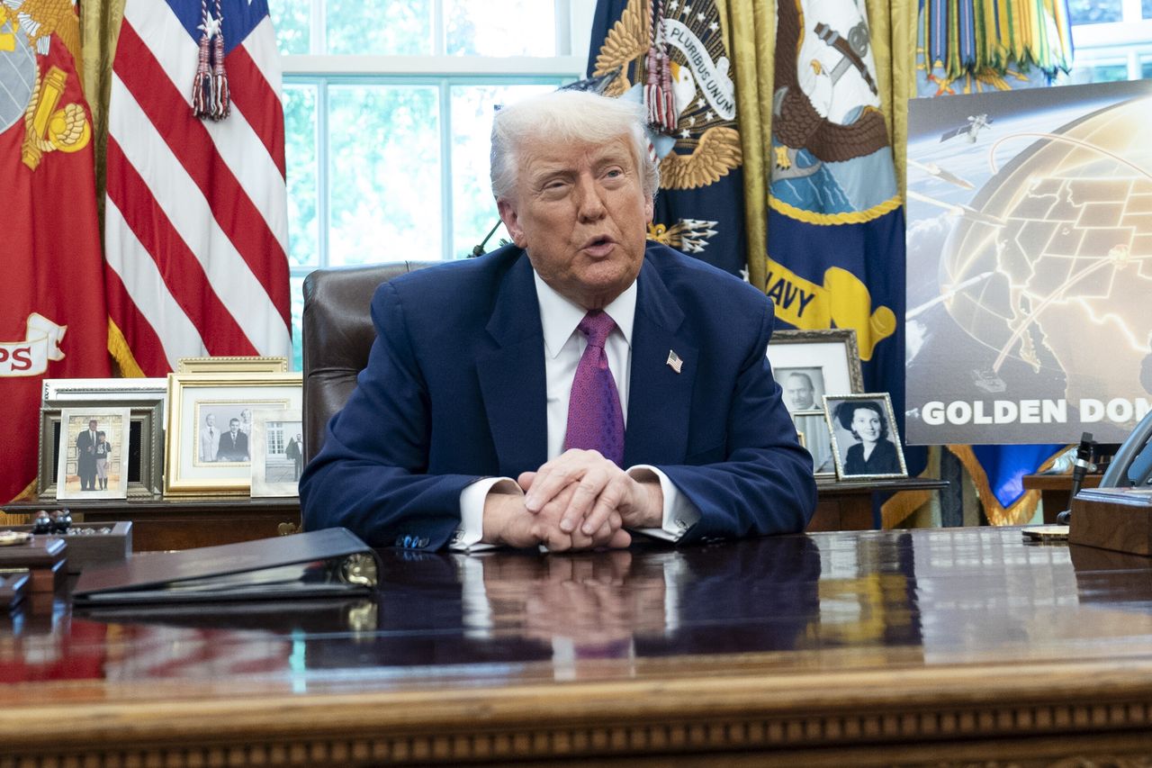 Trump's Russia stance stirs Europe; Vatican eyes Ukraine peace