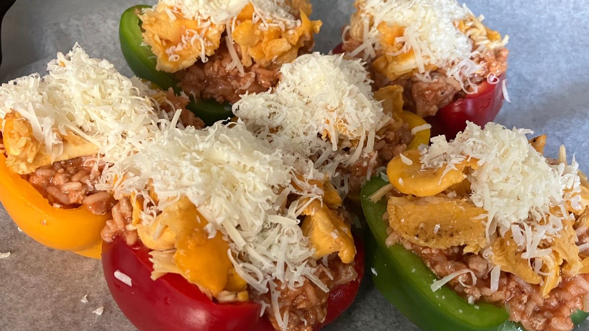 W farsz do papryczek powbijałam kilka kurek