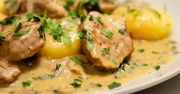 Ten obiad robi furorę za każdym razem. Polędwiczki wieprzowe w duecie z sosem pieczarkowym są najlepsze