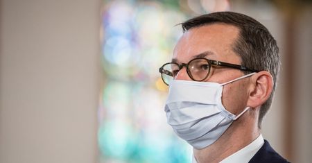 Obostrzenia będą szybciej. Na dodatek policjanci wrócą na ulice