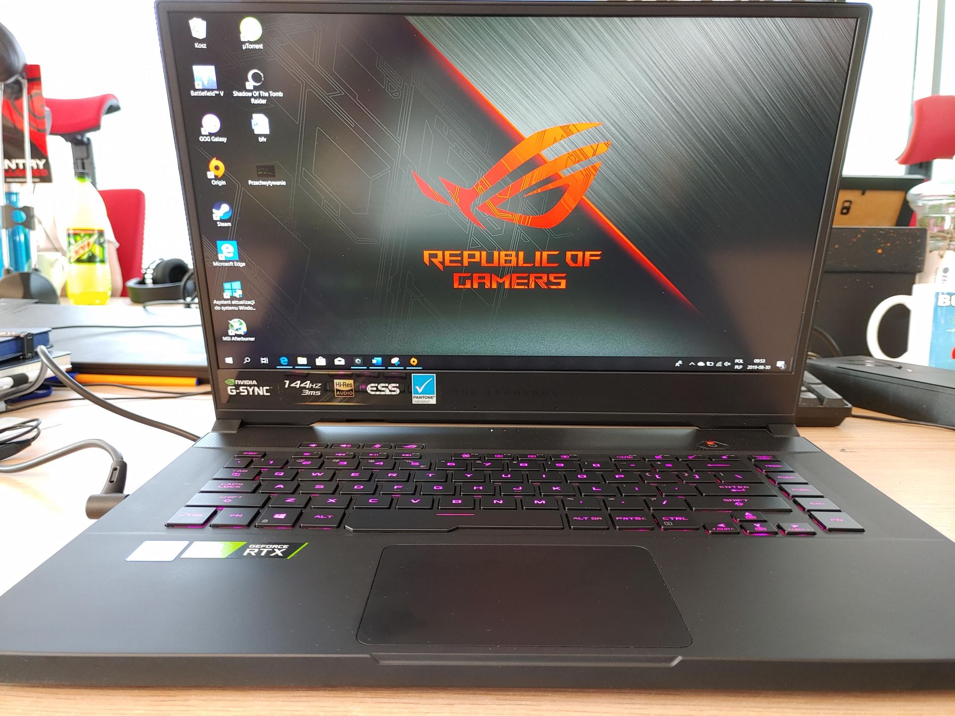 Laptop Asus ROG Zephyrus S GX502. Mały, ale wariat 3