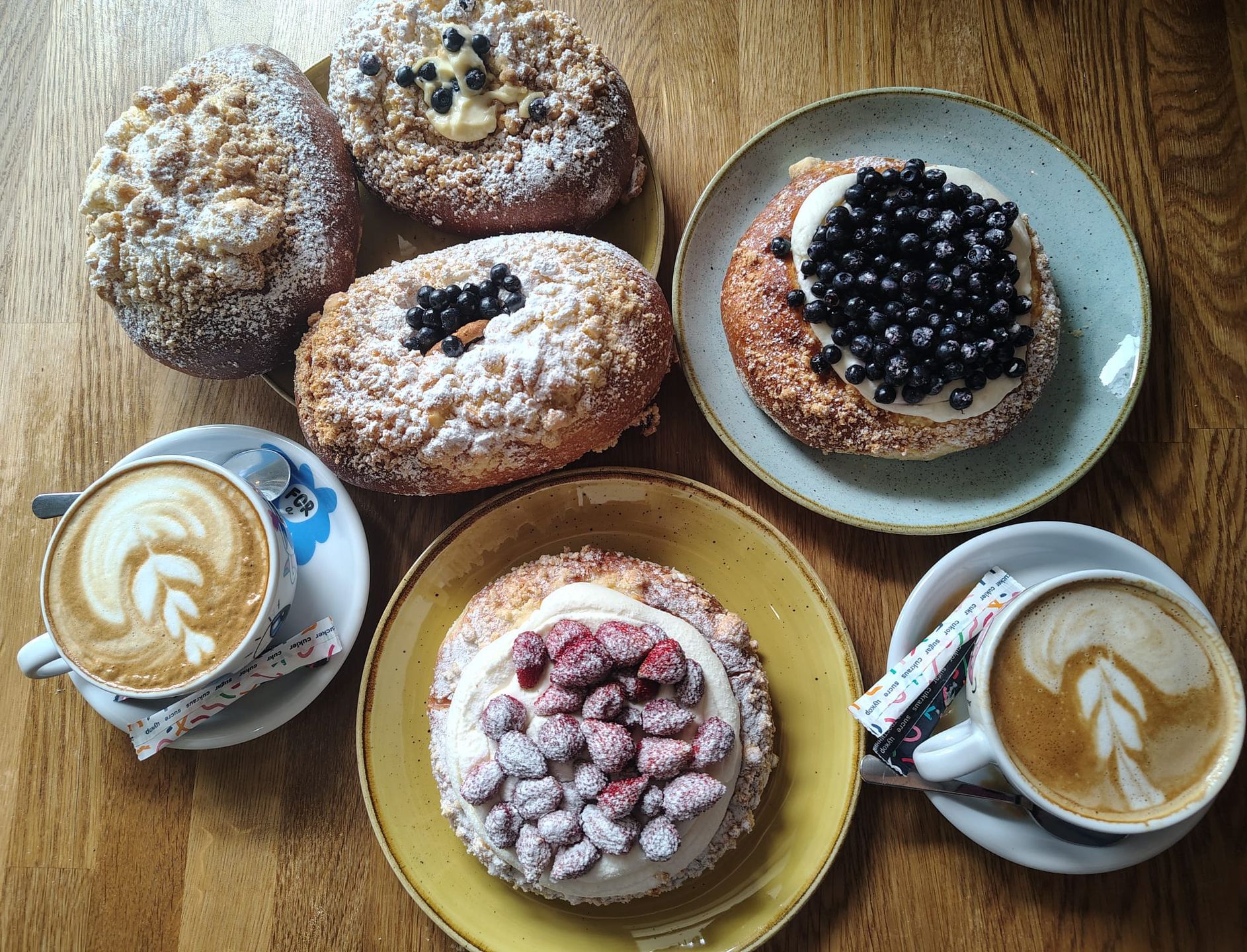 Drożdżówki z owocami z Yummy Sweets