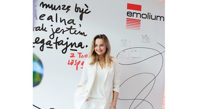 Małgorzata Socha wspiera rodziców w kampanii kosmetyków dla niemowląt Emolium (wideo)