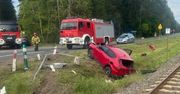 Zderzenie szynobusu z autem osobowym na trasie Pisz–Ruciane-Nida. Dwie osoby w szpitalu