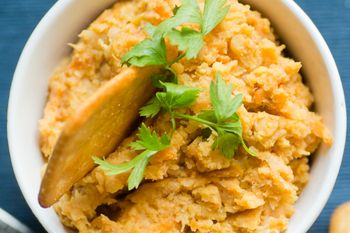 Pasta kanapkowa dobra dla serca. Pyszna alternatywa dla wędlin