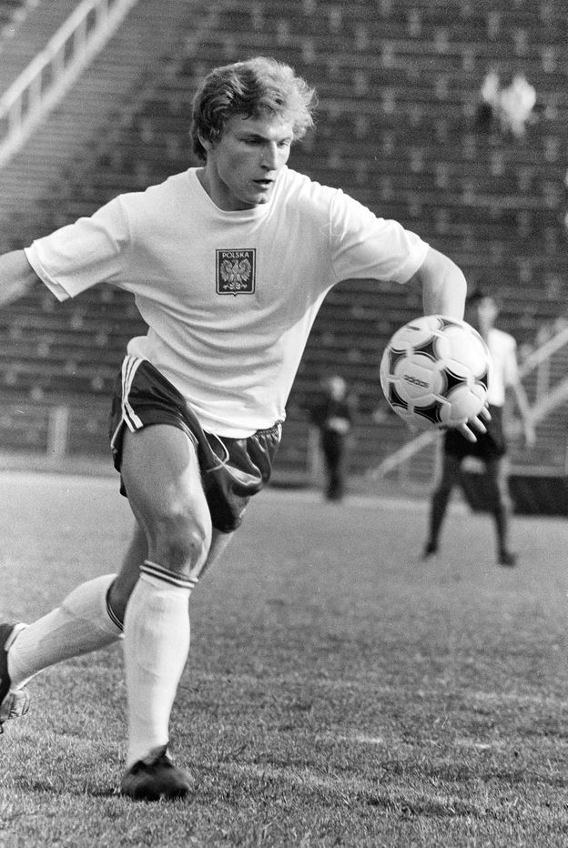 Andrzej Iwan nie żyje. Były piłkarz i komentator miał 63 lata Pudelek