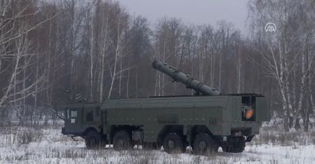 Ćwiczenia Rosji tuż przy granicy z Ukrainą. NATO i UE ostrzegają Kreml