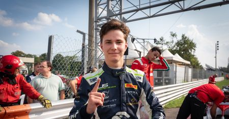 Kacper Sztuka wygrał włoską Formułę 4. Czas na kolejne serie