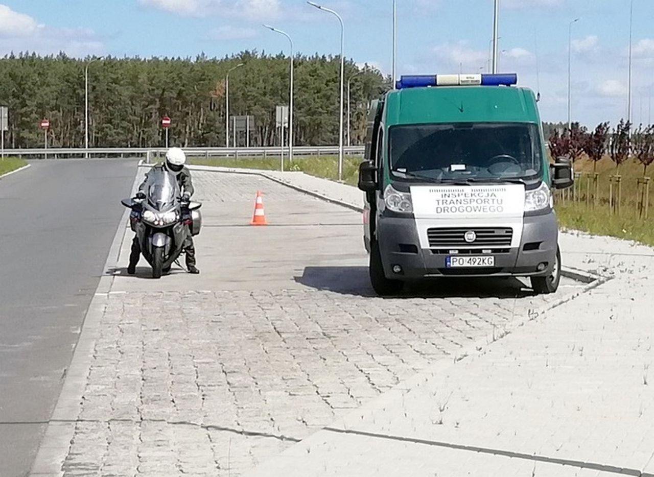 Udane "polowanie" motocyklowego patrolu GITD. Rekordzista ważył 2,5 tony za dużo