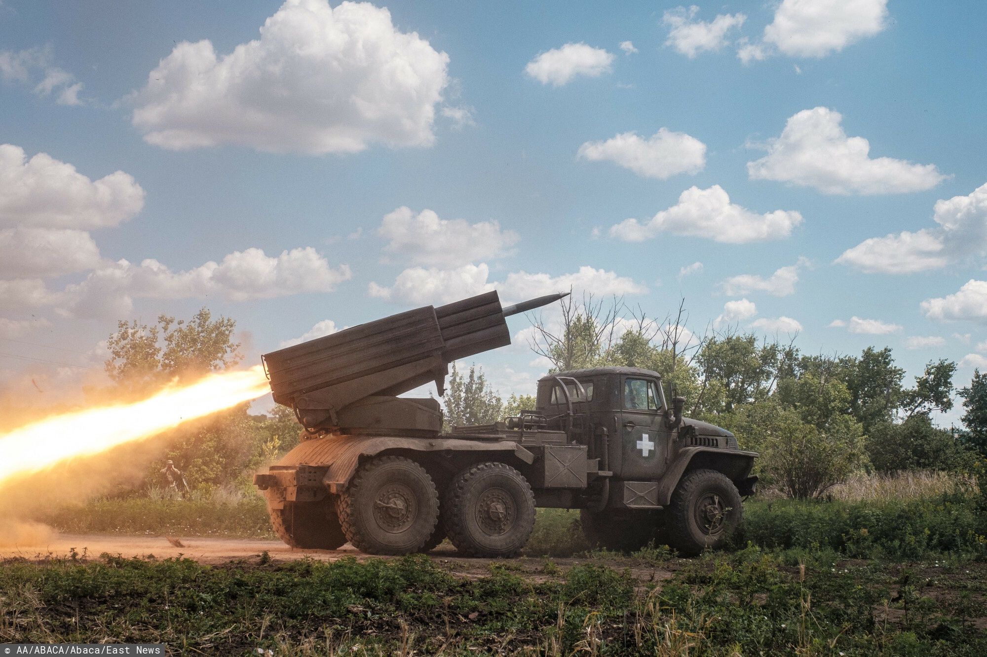 Wojna w Ukrainie rok 2024
DONETSK OBLAST, UKRAINE - JUNE 27: BM-21 'Grad' of the Ukrainian Army shoots a rocket to Russian positions in the frontline near Pokrovsk area, in Donetsk, Ukraine on June 27, 2024. Pablo Miranzo / Anadolu/ABACAPRESS.COM
AA/ABACA
