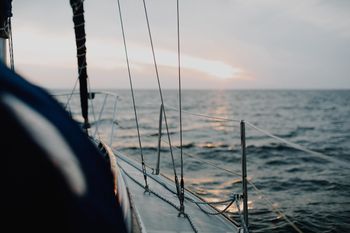 Szczecinecka biała flota rozpoczęła codzienne kursy. Znamy rozkład rejsów