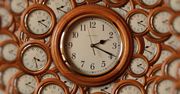 Zmiana czasu 2020. W którą stronę przestawiamy zegarki?