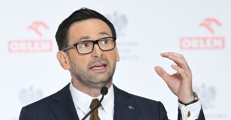 Obajtek nie dostanie gigantycznej premii. "Uśmiechnięta Polska"