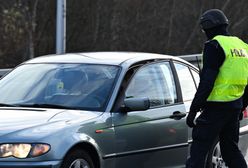 Pijana 77‑latka jechała autem do sklepu po alkohol