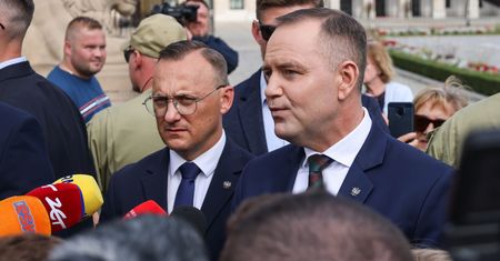 Rzecznik Nawrockiego o sprawie koni. "Dwa zakupione w ostatnim czasie"