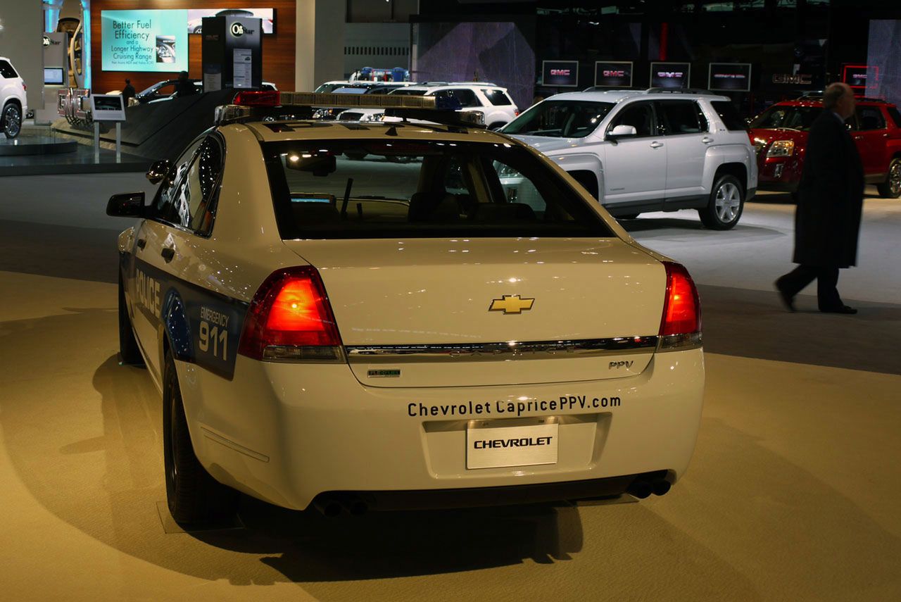 chicago-2010-caprice-police-large08