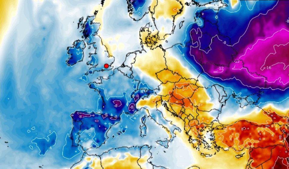 Pogoda na Boże Narodzenie i ferie zimowe 2021 może jeszcze zaskoczyć. (Wxcharts)