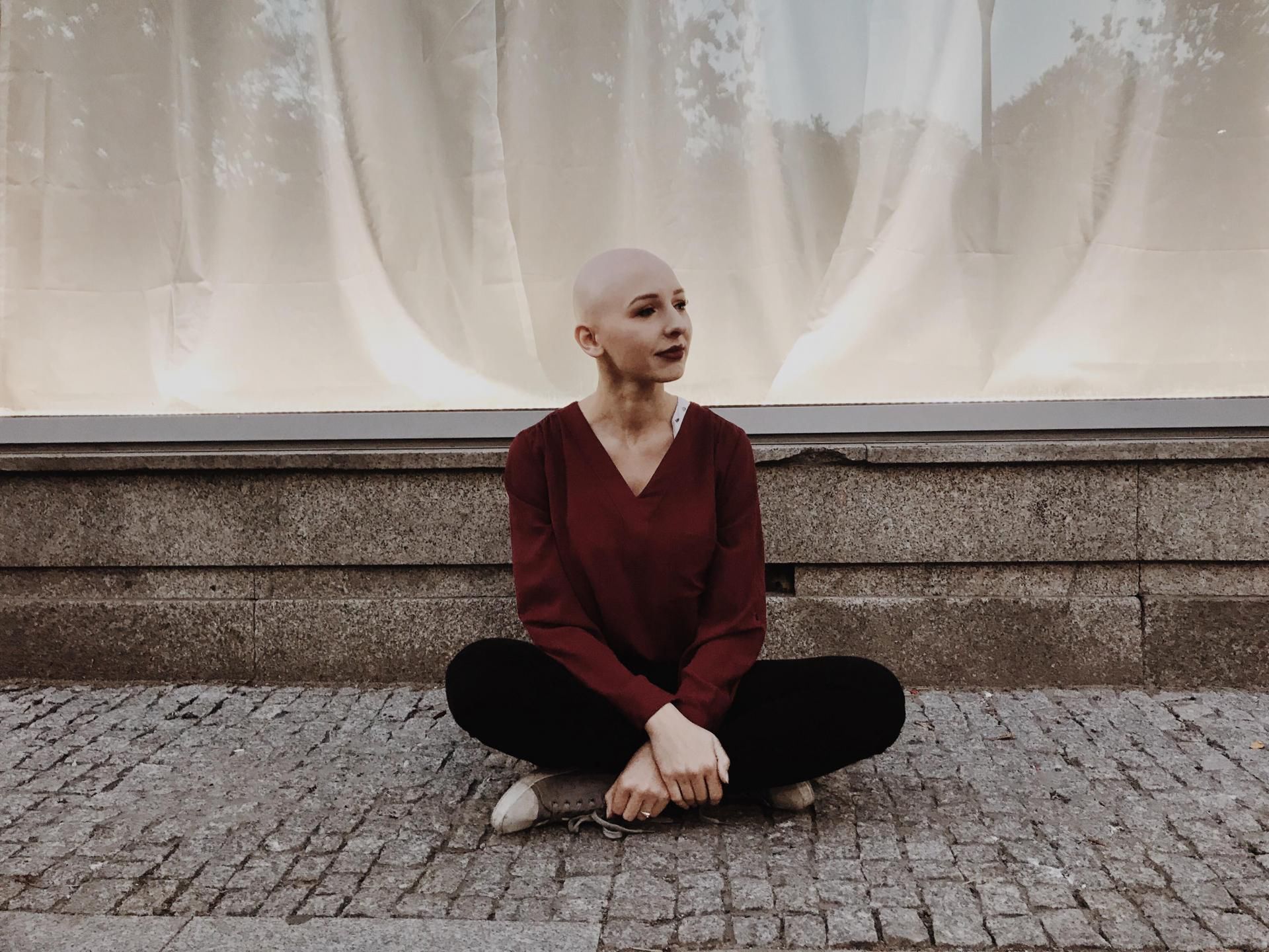 Ola choruje na łysienie plackowate