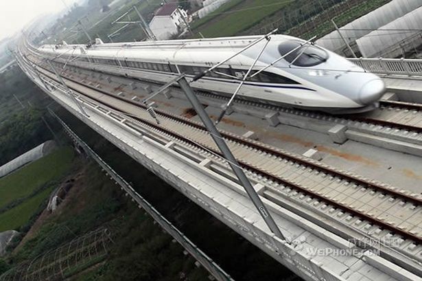 W Chinach pociągi podróżują najszybciej, najdalej i najlepiej