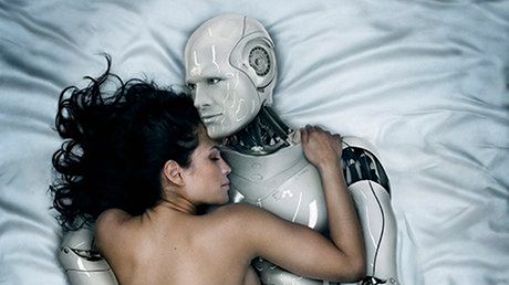 Gadzetomania TV: Czy wiesz skąd wywodzi się nazwa robot? 1