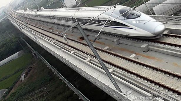 W Chinach pociągi podróżują najszybciej, najdalej i najlepiej 1
