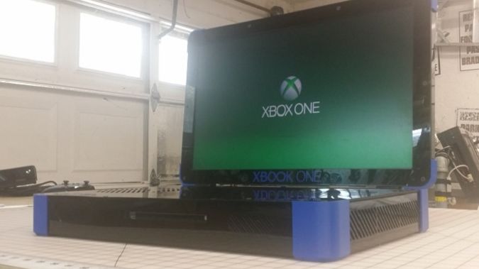 Xbook One - Xbox One jak laptop! Przenośna konsola nowej generacji 1