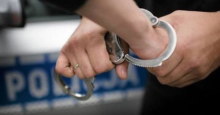 Zamość. Szedł bez maski, sprawdzono go. Trafił do więzienia