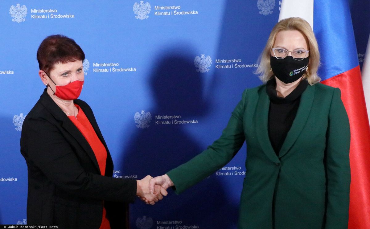 Wtorkowe spotkaniem minister klimatu i środowiska Anny Moskwy (po prawej) z czeską minister środowiska Anną Hubackovą (po lewej) 