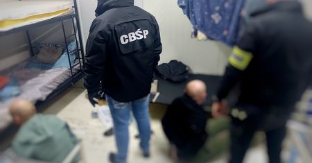 Akcja policji. W środku uwięzieni Polacy i Ukraińcy
