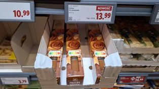 Zamiast wyrabiać ciasto drożdżowe na cynamonki, możesz sięgnąć po gotowca z Lidla. Jest jeden haczyk