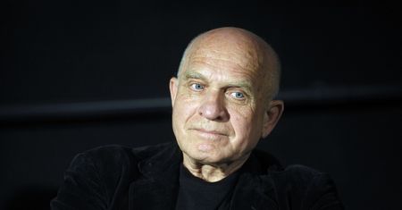 Henryk Talar na wózku inwalidzkim. "Wie pani, co to znaczy nie chodzić?"