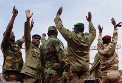 "Zabijemy prezydenta". Napięcie w zenicie po wojskowym zamachu stanu