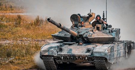 Nowe czołgi dla rosyjskiej armii. Przemysł przekazał transzę T-90M i T-72B3M