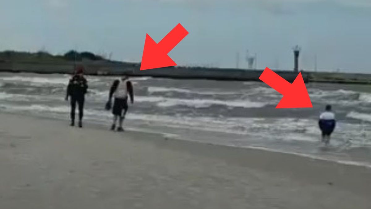 Nagrania znad Bałtyku. Mimo czerwonej flagi ludzie się kąpią