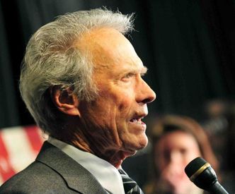 Eastwood popiera małżeństwa gejów i lesbijek!