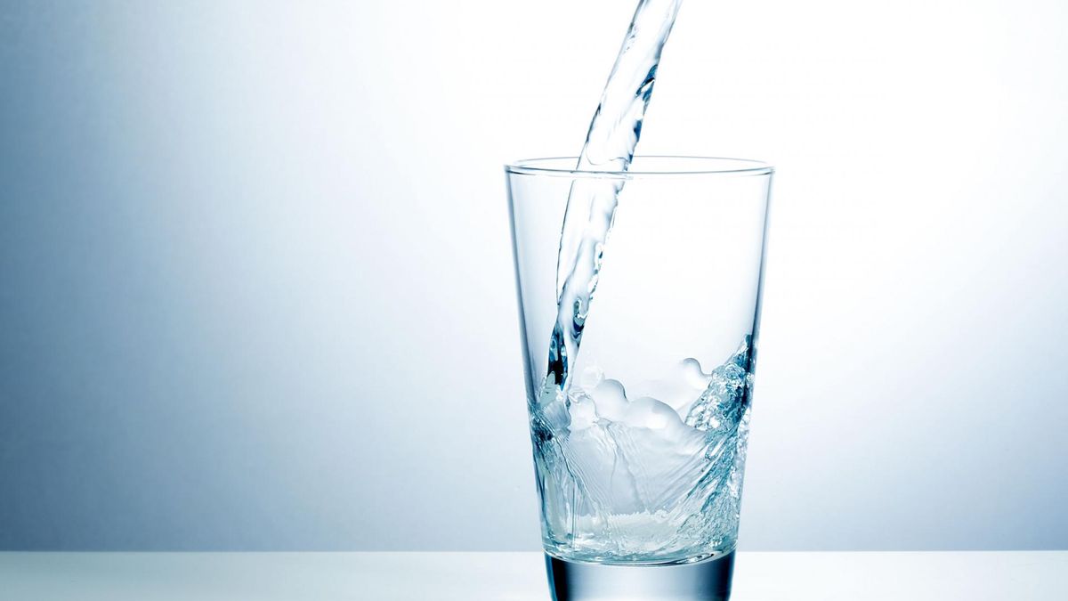 Woda pełni ważne funkcje w organizmie