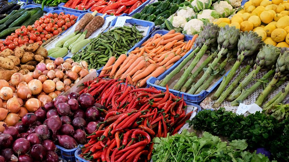 Kontrole na rynku hurtowym w Broniszach (zdj. ilustracyjne)