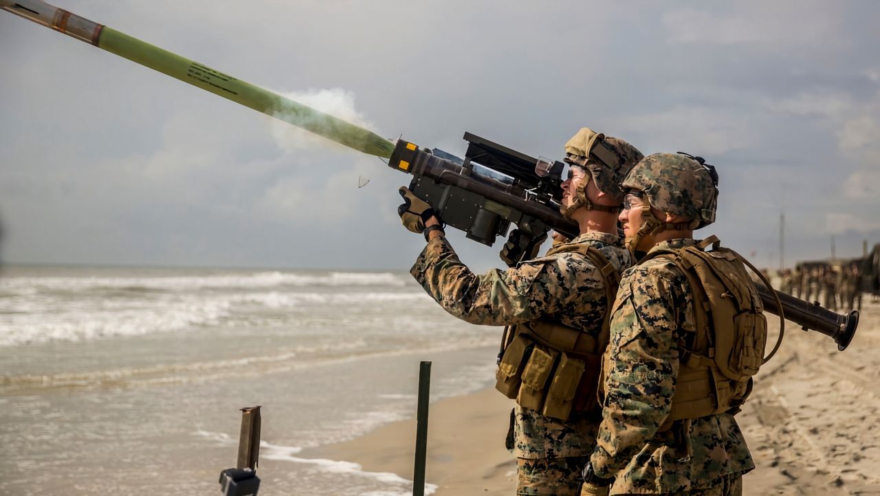 Łotwa przekaże Ukrainie systemy Stinger