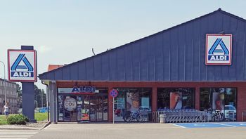 Klapki za 19,99 zł w Aldi. Tylko w środę