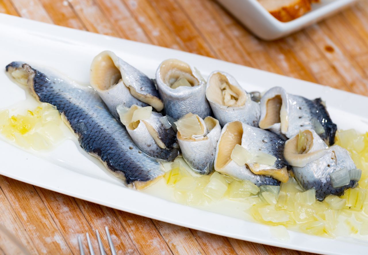 To ostatni dzwonek, aby przerobić śledzie, jakie zostały po świętach. Później będą do wyrzucenia