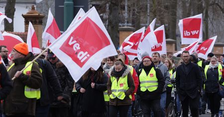 "Niemcy mają niewielkie doświadczenie z tak dużymi strajkami". Koszty sięgną 181 mln euro