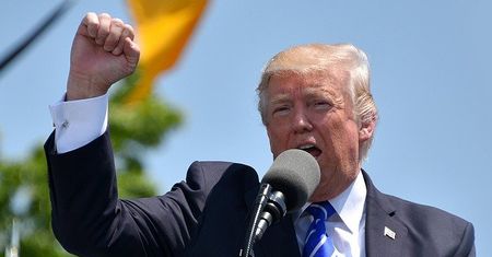 YouTube zniesie ban z konta Trumpa, ale pod jednym warunkiem