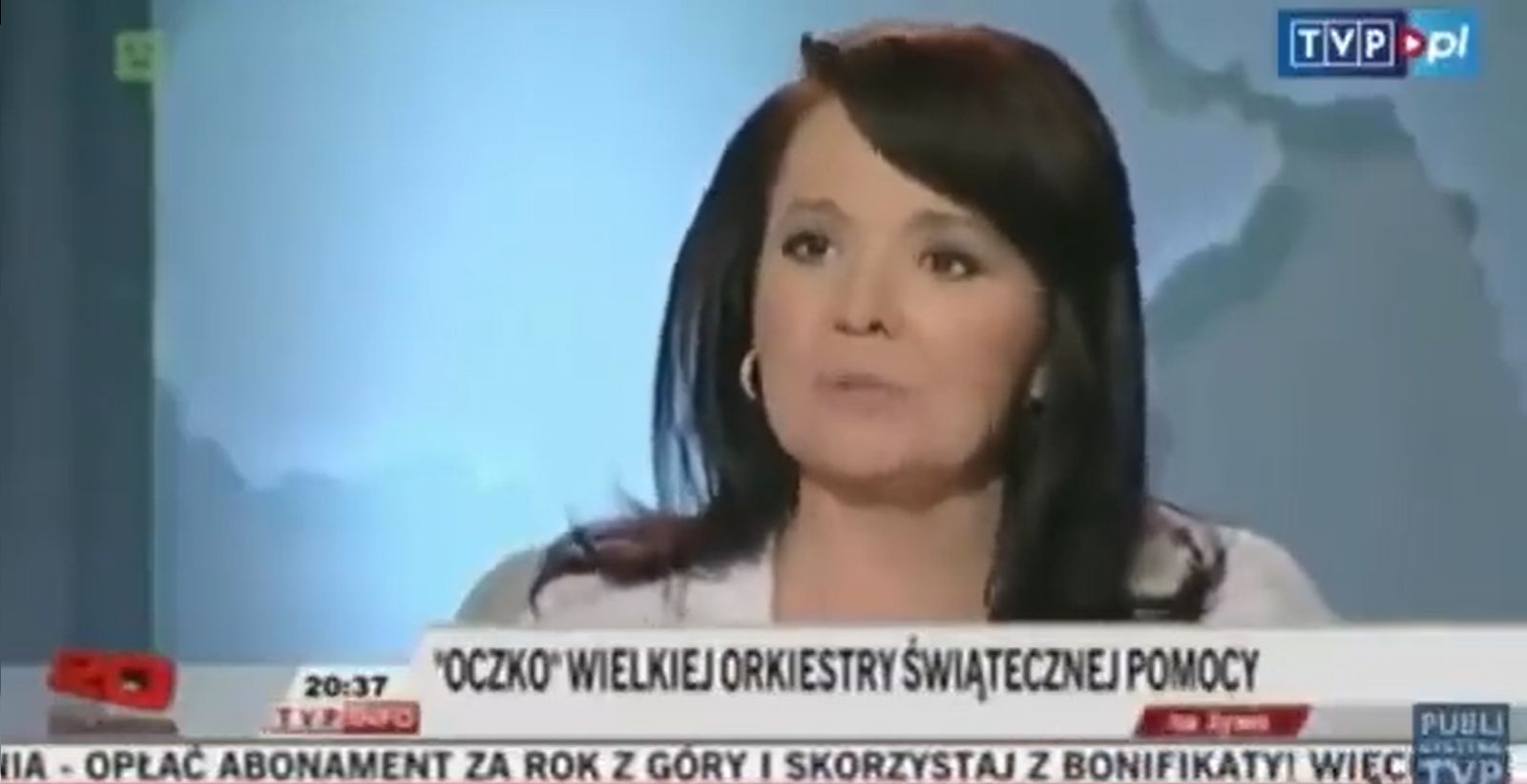 Danuta Holecka dziękuje Jurkowi Owsiakowi. Dziś ten widok może zaskakiwać
