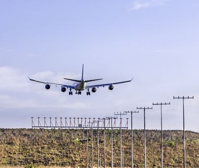 Za potrzebą tylko na ziemi. Linie lotnicze zakazały toalet w locie